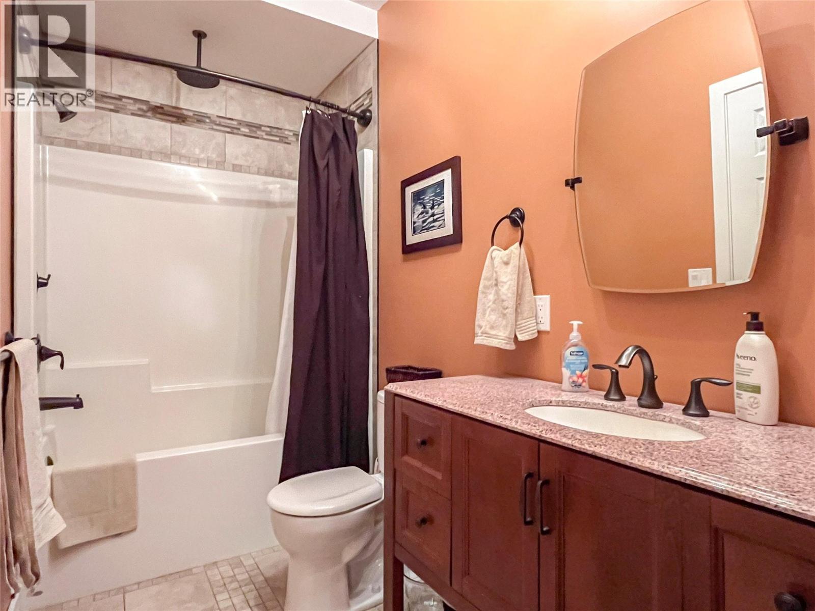 7817 89th Street Osoyoos Photo 18