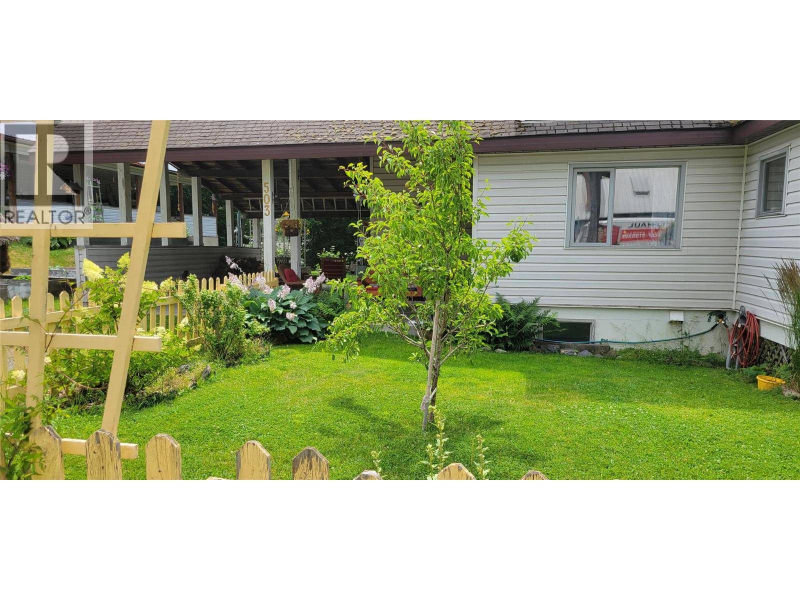 503 7th Avenue, New Denver, British Columbia V0G 1S1 - Photo 9 - 10394507