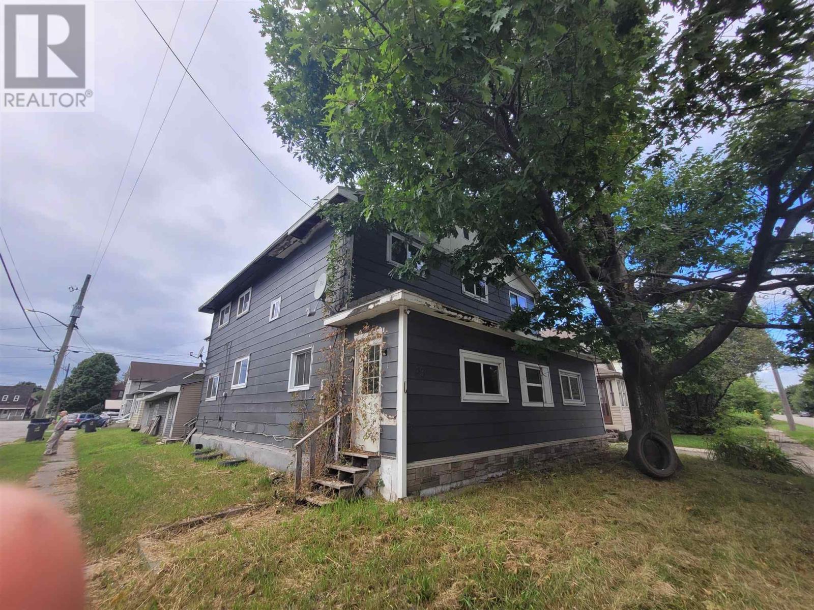 99 Letcher St, Sault Ste. Marie, Ontario  P6C 4X7 - Photo 4 - SM262448