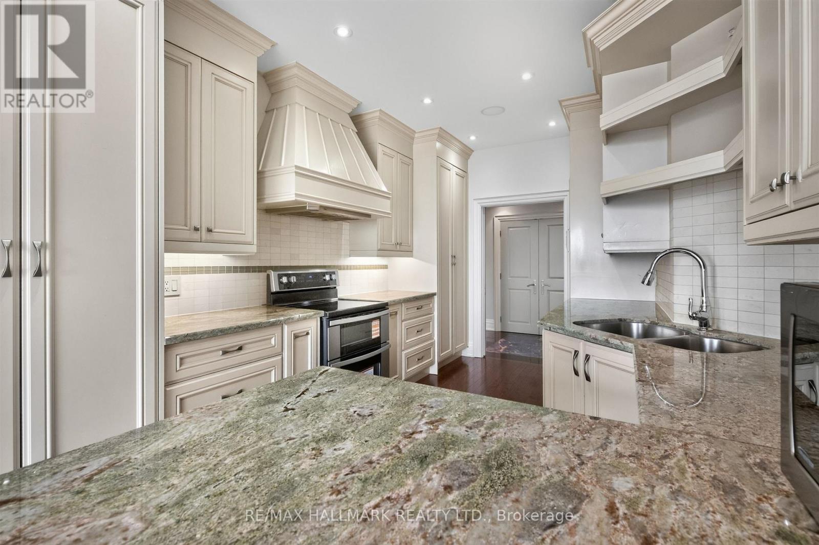 Ph1 - 1166 Bay Street, Toronto, Ontario  M5S 2X8 - Photo 19 - C13516308