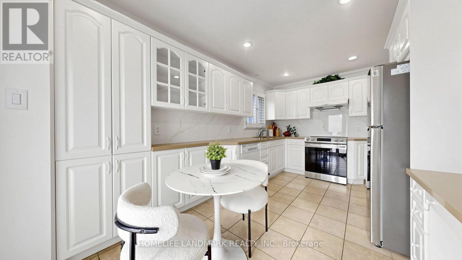 3 Montague Place, Toronto, Ontario  M1W 3V5 - Photo 18 - E13751388