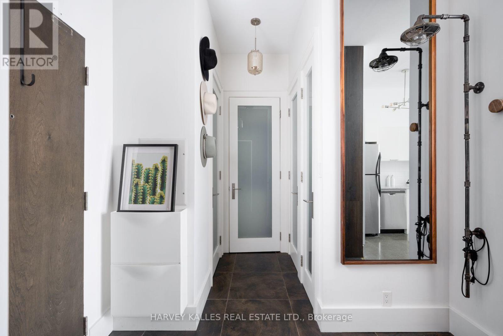 410 - 625 Queen Street E, Toronto, Ontario  M4M 1G7 - Photo 10 - E13755004