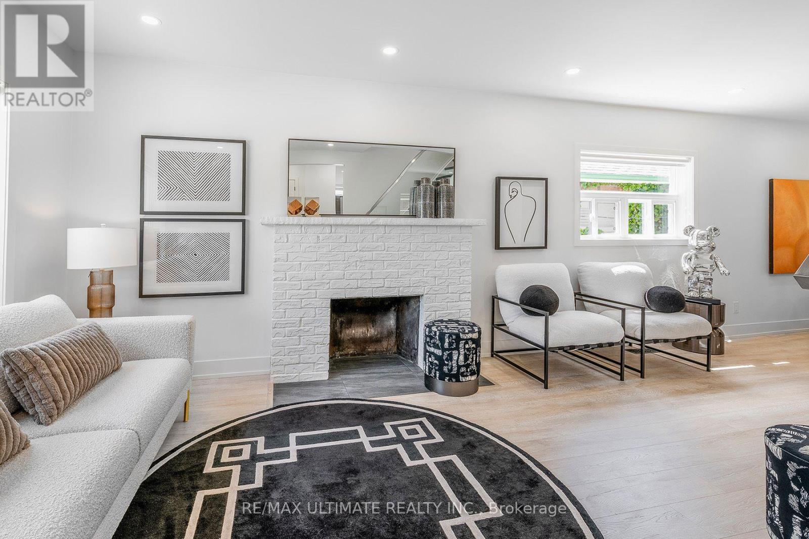 Main - 54 Huntington Avenue, Toronto, Ontario  M1K 4L1 - Photo 4 - E13755118