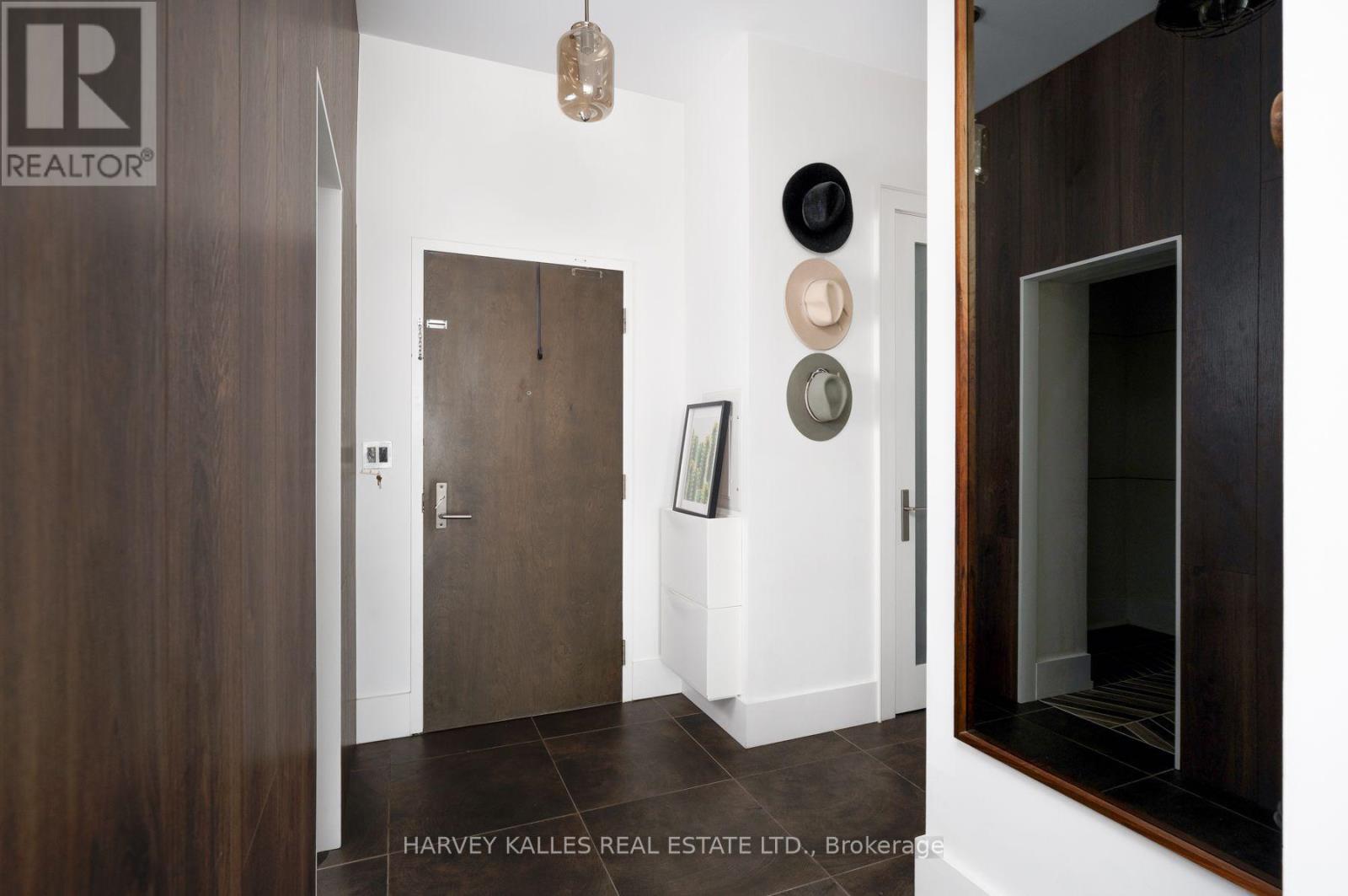 410 - 625 Queen Street E, Toronto, Ontario  M4M 1G7 - Photo 6 - E13755004