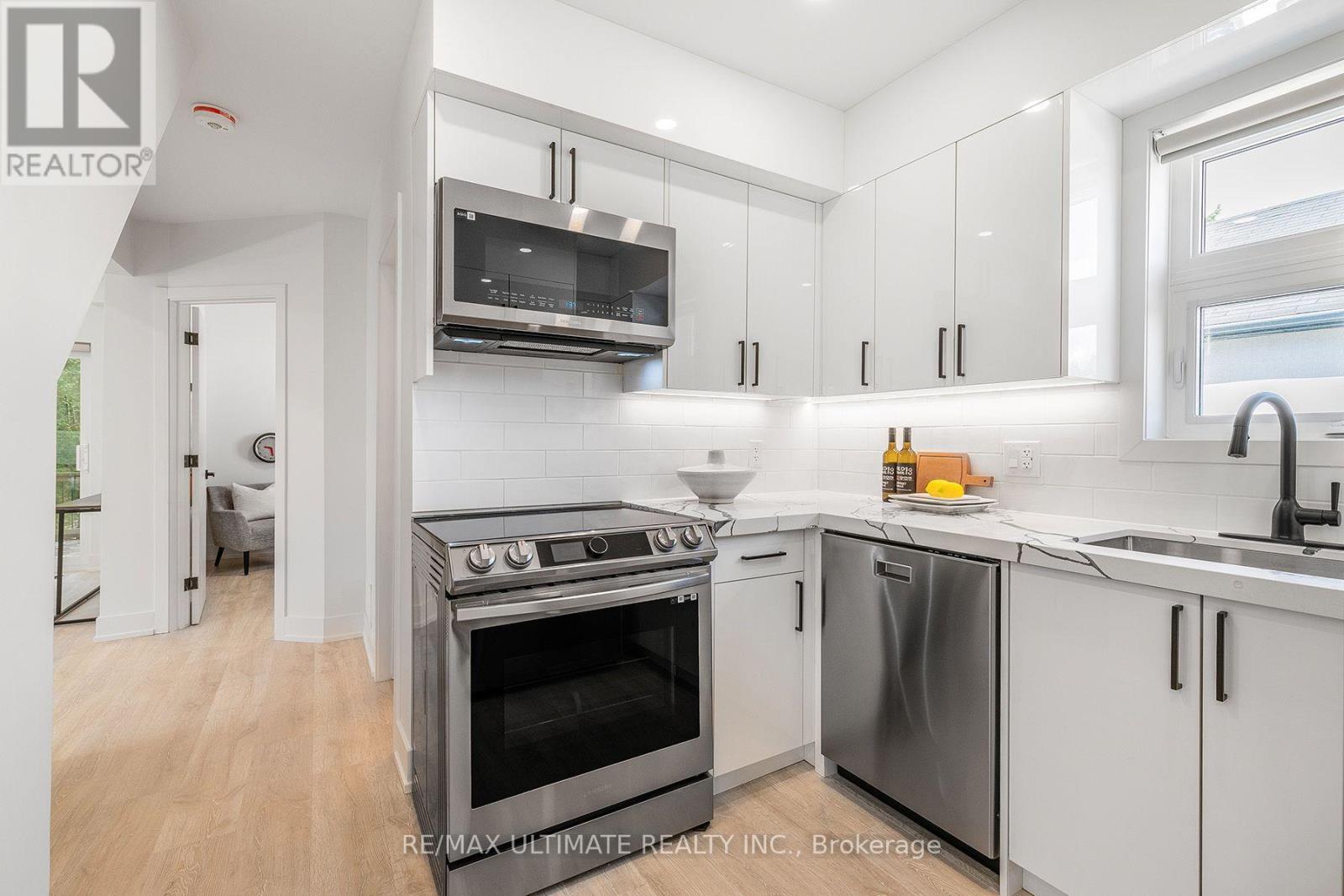 Main - 54 Huntington Avenue, Toronto, Ontario  M1K 4L1 - Photo 10 - E13755118