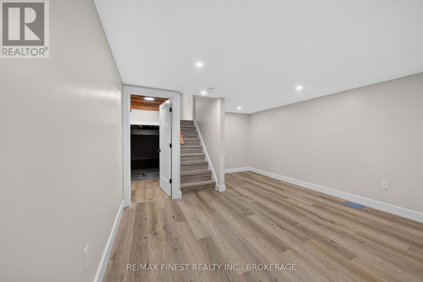 530 Roosevelt Drive, Kingston, Ontario  K7M 4B1 - Photo 24 - X13755322