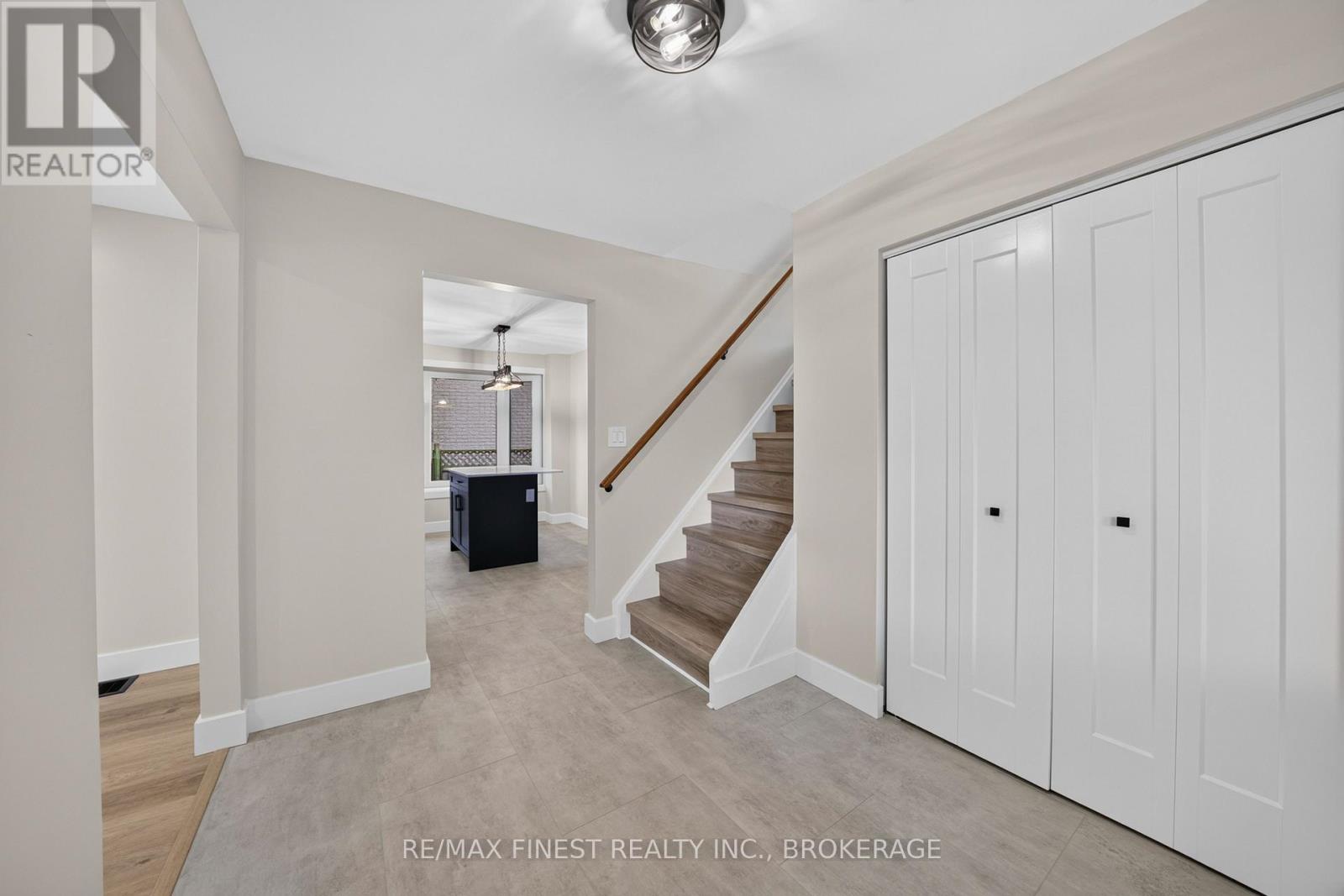 530 Roosevelt Drive, Kingston, Ontario  K7M 4B1 - Photo 4 - X13755322