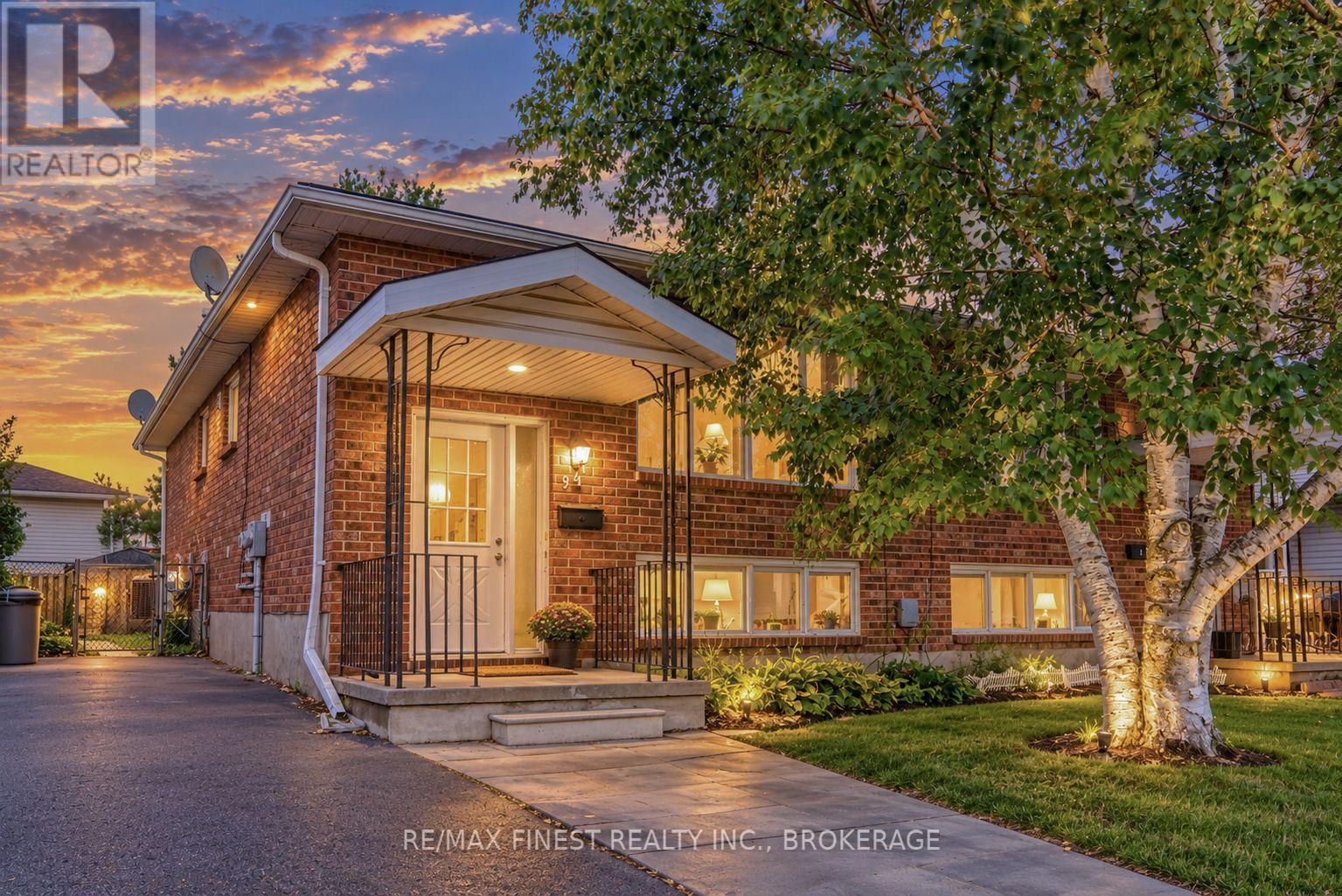 941 Warburton Crescent, Kingston, Ontario  K7M 8L1 - Photo 1 - X13755488