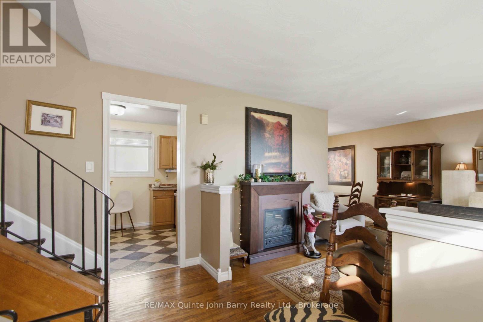 1 Parkside Drive, Quinte West, Ontario  K8V 5L6 - Photo 5 - X13755314