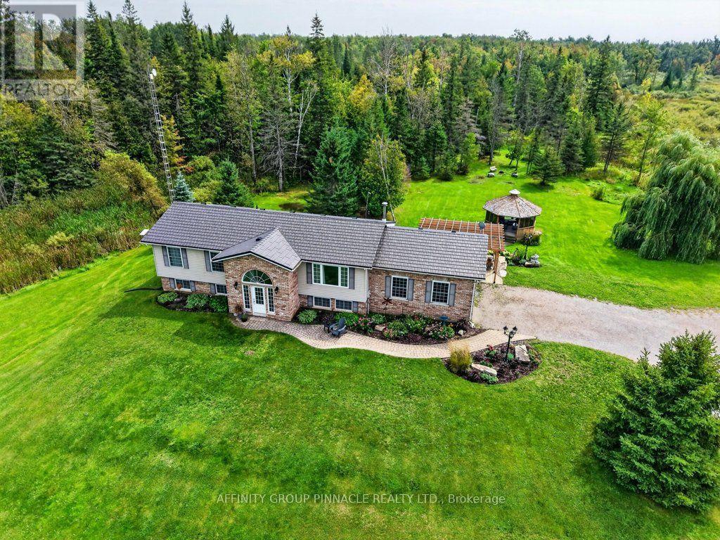 838 Traceys Hill Road, Kawartha Lakes, Ontario  K0L 2W0 - Photo 2 - X13755326