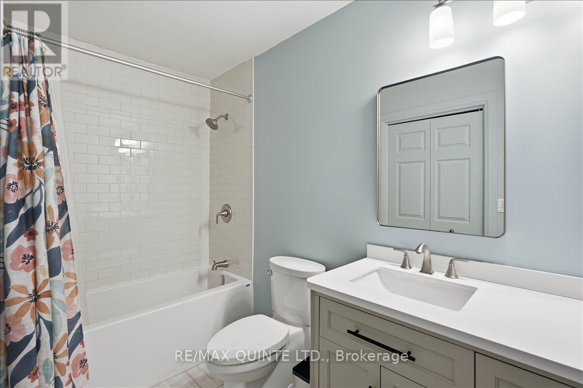 46 Lake Breeze Court, Prince Edward County, Ontario  K0K 3L0 - Photo 22 - X13755454
