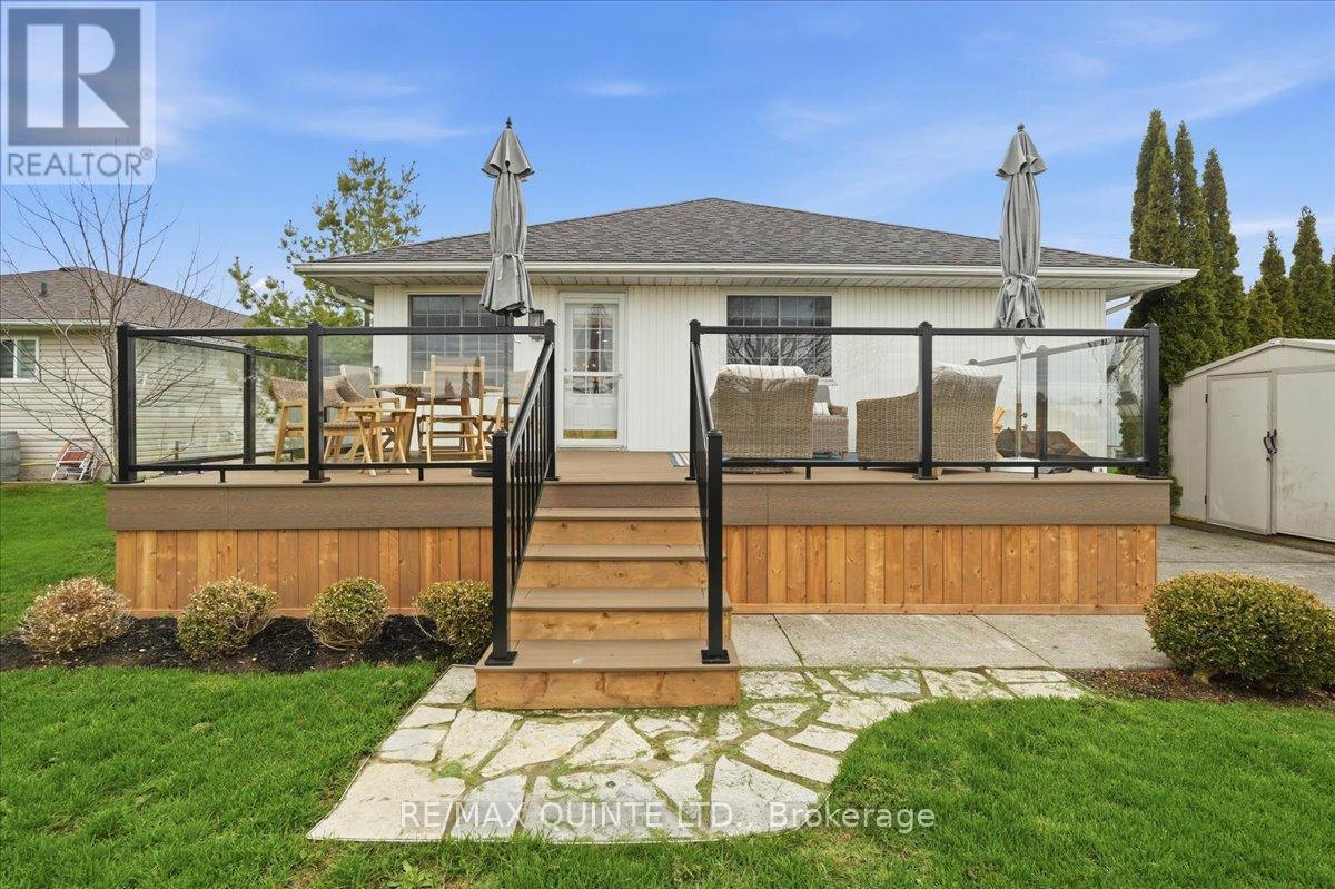 46 Lake Breeze Court, Prince Edward County, Ontario  K0K 3L0 - Photo 33 - X13755454