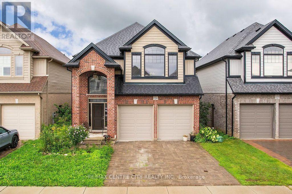 1586 NOAH BEND, London North, Ontario