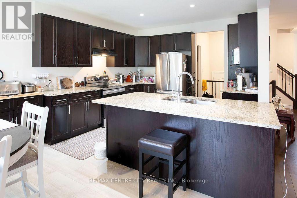 1586 Noah Bend, London North, Ontario  N6G 0T2 - Photo 12 - X13755460