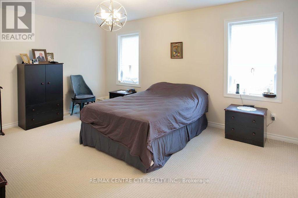 1586 Noah Bend, London North, Ontario  N6G 0T2 - Photo 23 - X13755460