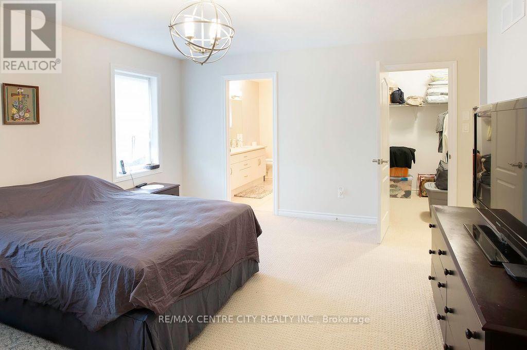 1586 Noah Bend, London North, Ontario  N6G 0T2 - Photo 25 - X13755460