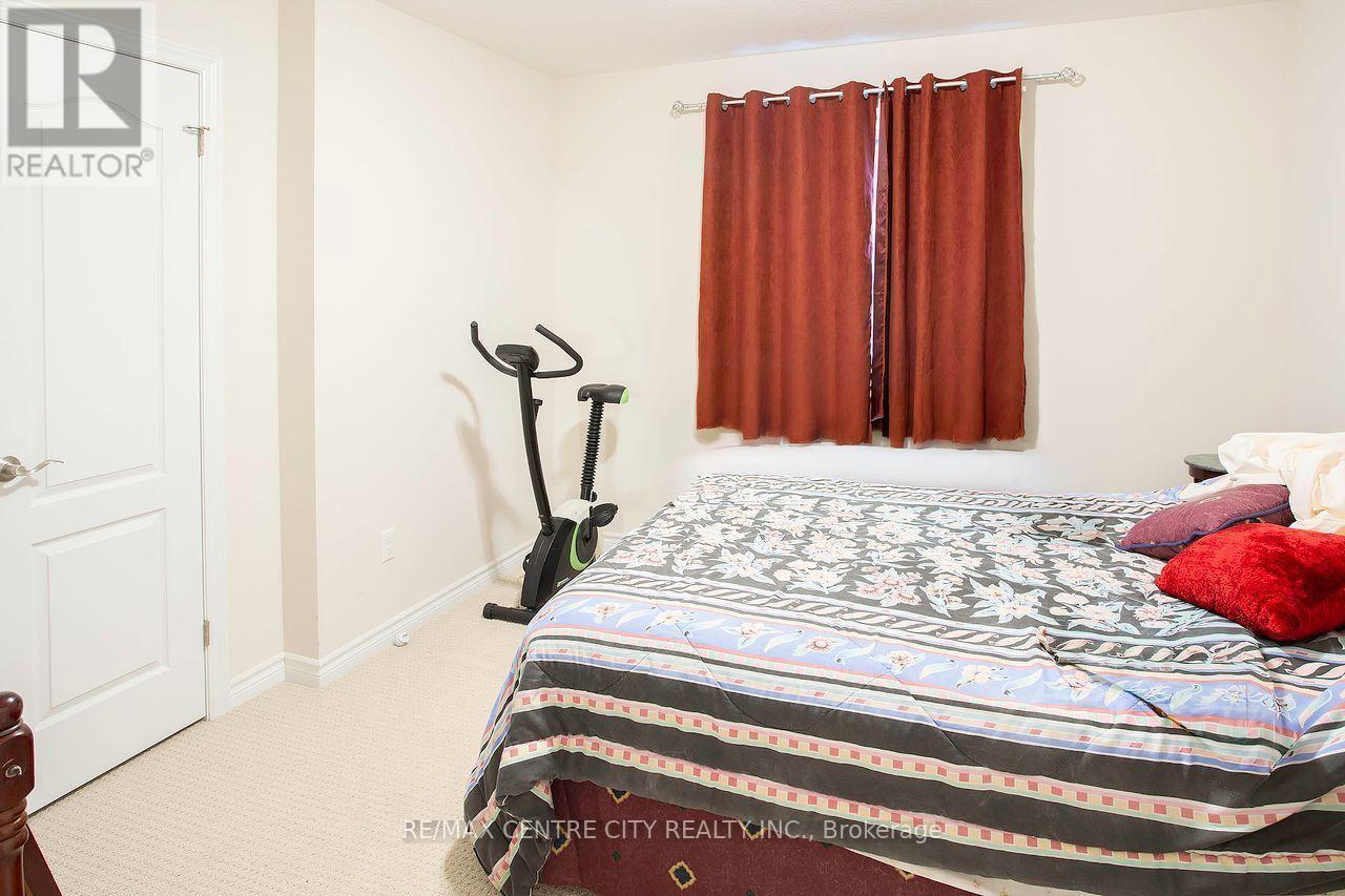 1586 Noah Bend, London North, Ontario  N6G 0T2 - Photo 30 - X13755460