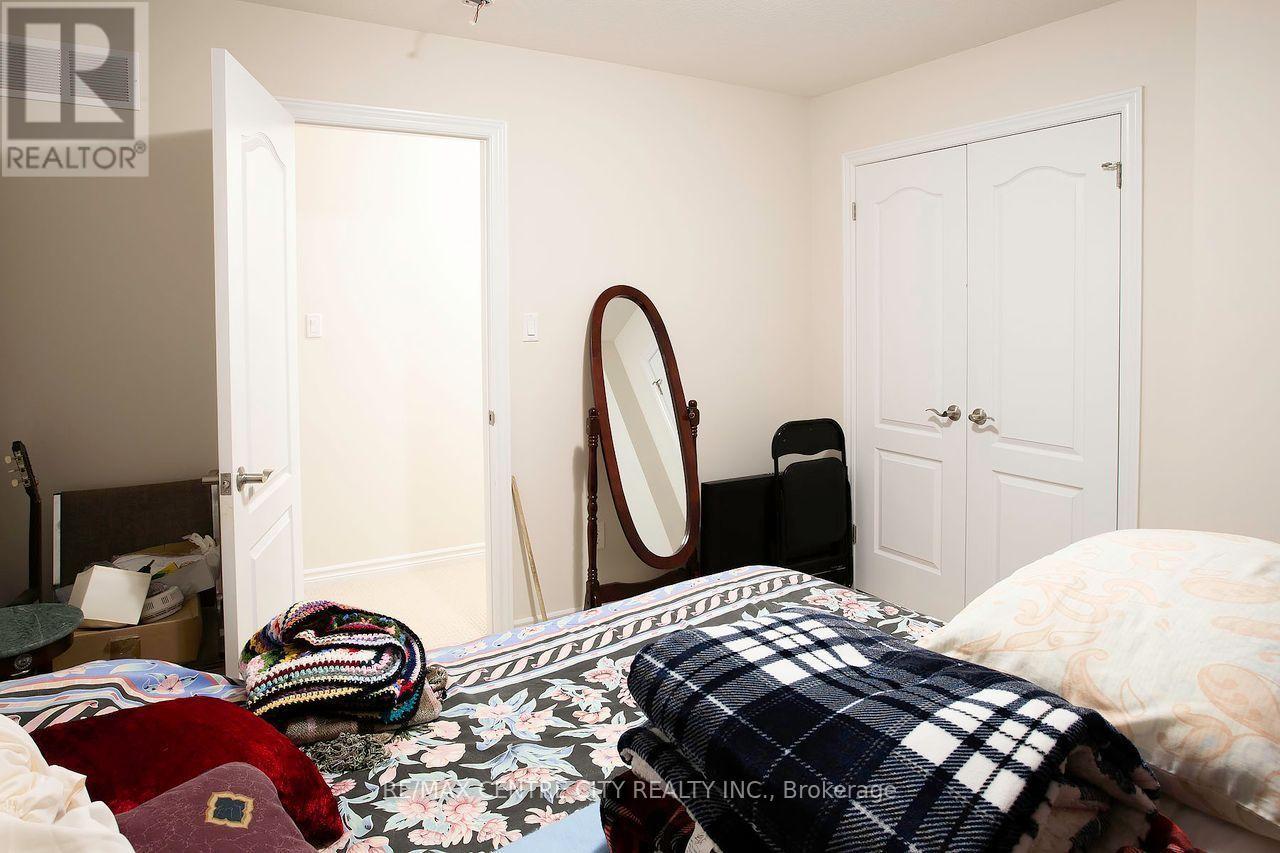 1586 Noah Bend, London North, Ontario  N6G 0T2 - Photo 31 - X13755460