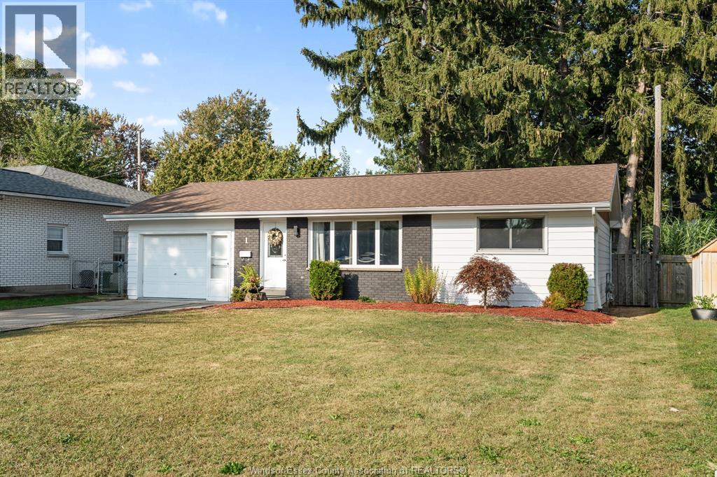 1 Longfield Lane, Leamington, Ontario  N8H 2R8 - Photo 29 - 26021816