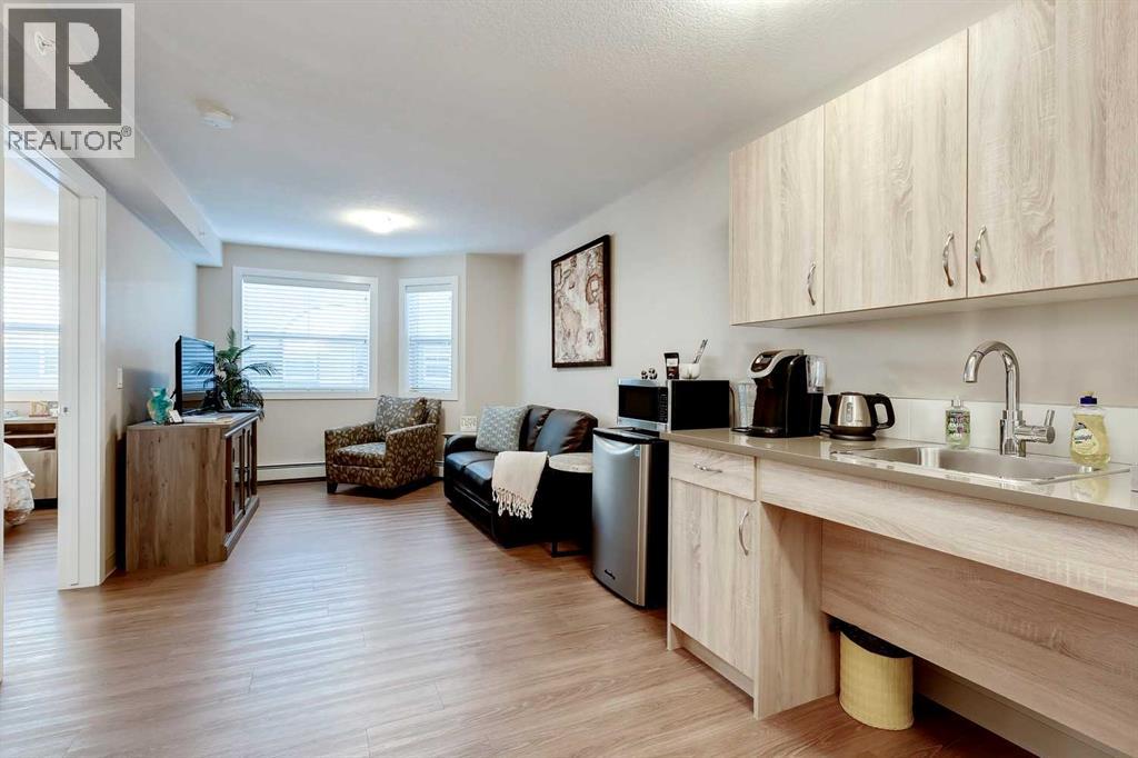 404, 2635 Eversyde Avenue Sw, Calgary, Alberta T2Y 5G9 - Photo 2 - A2299697