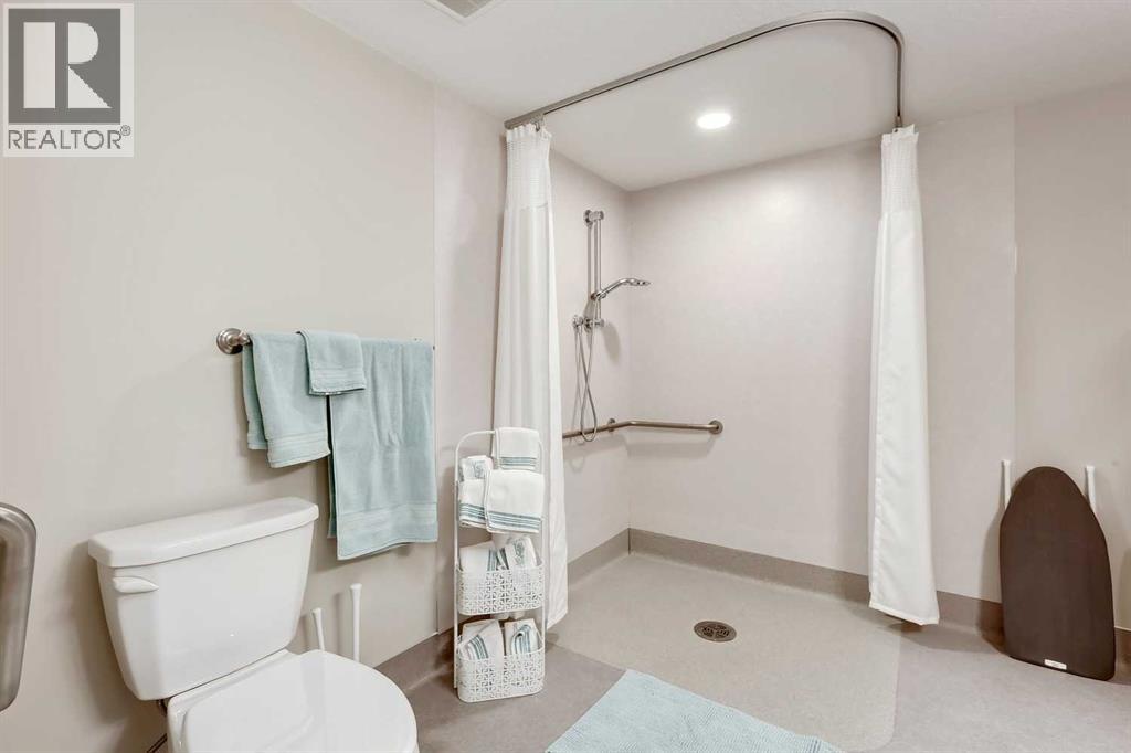 404, 2635 Eversyde Avenue Sw, Calgary, Alberta T2Y 5G9 - Photo 7 - A2299697