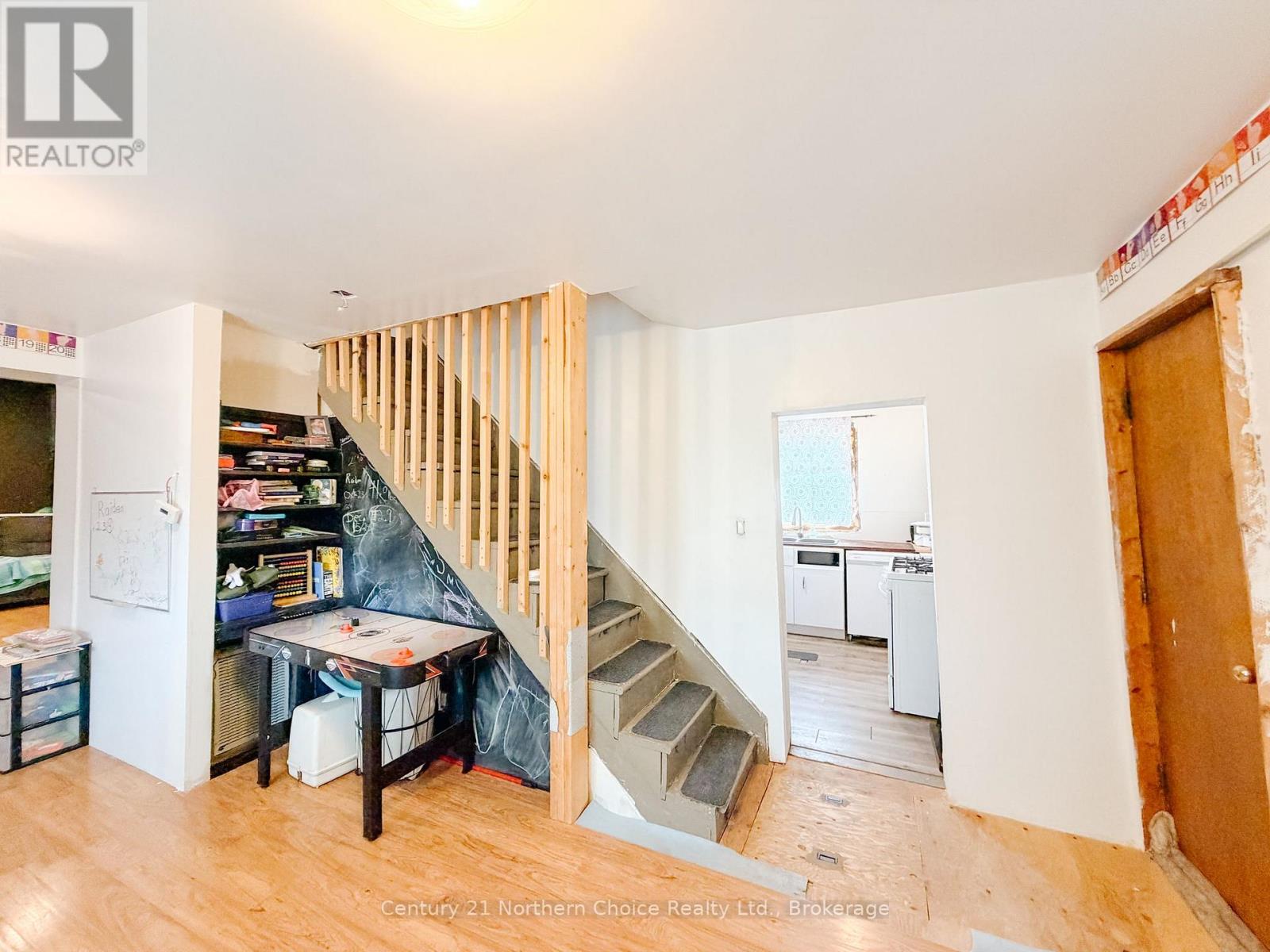 35 Parsons Street, Kenora, Ontario  P9N 3V8 - Photo 18 - X13755346
