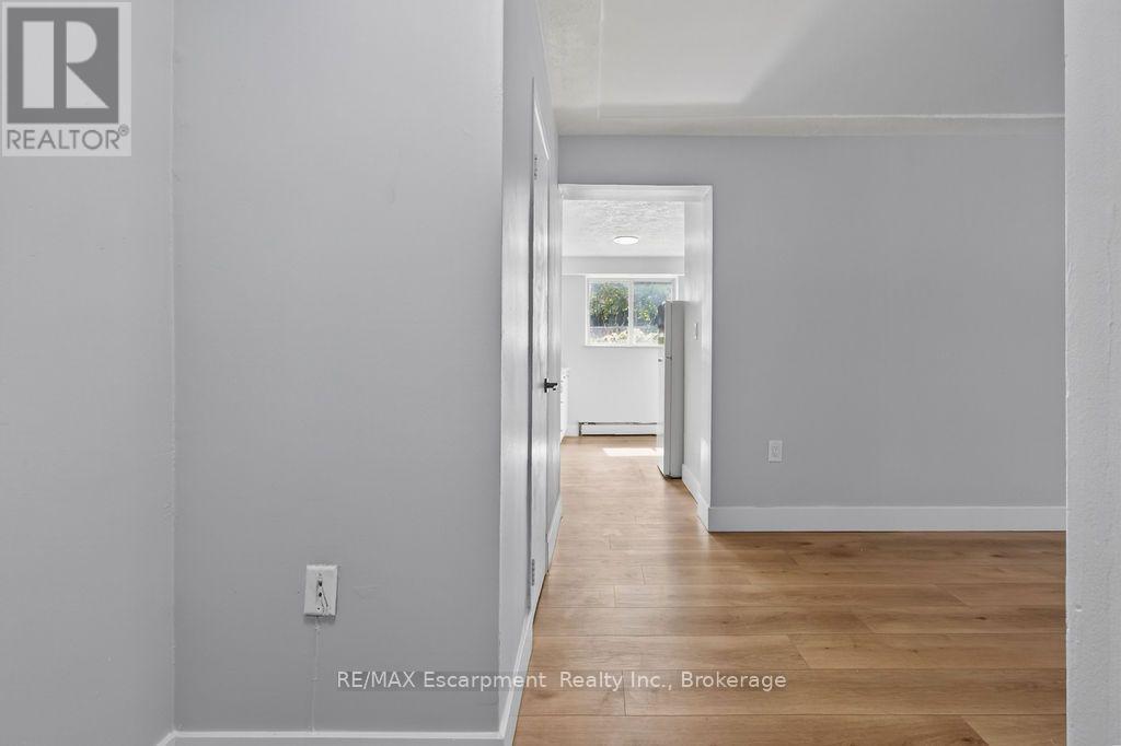 103 - 2393 New Street, Burlington, Ontario  L7R 1K1 - Photo 15 - W13755528