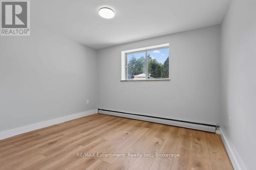 103 - 2393 New Street, Burlington, Ontario  L7R 1K1 - Photo 7 - W13755528