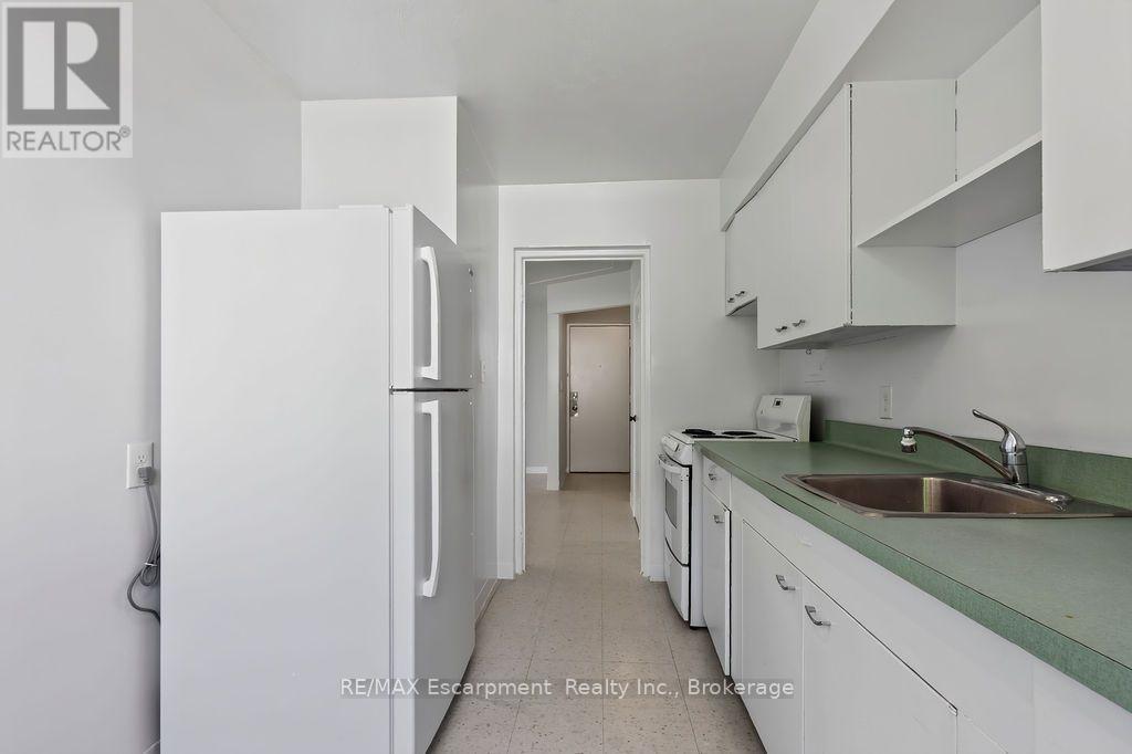 402 - 2393 New Street, Burlington, Ontario  L7R 1K1 - Photo 7 - W13755552