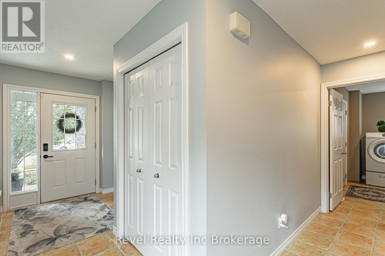53 Kerr Crescent, Ingersoll, Ontario N5C 4H1 - Photo 5 - X13755442