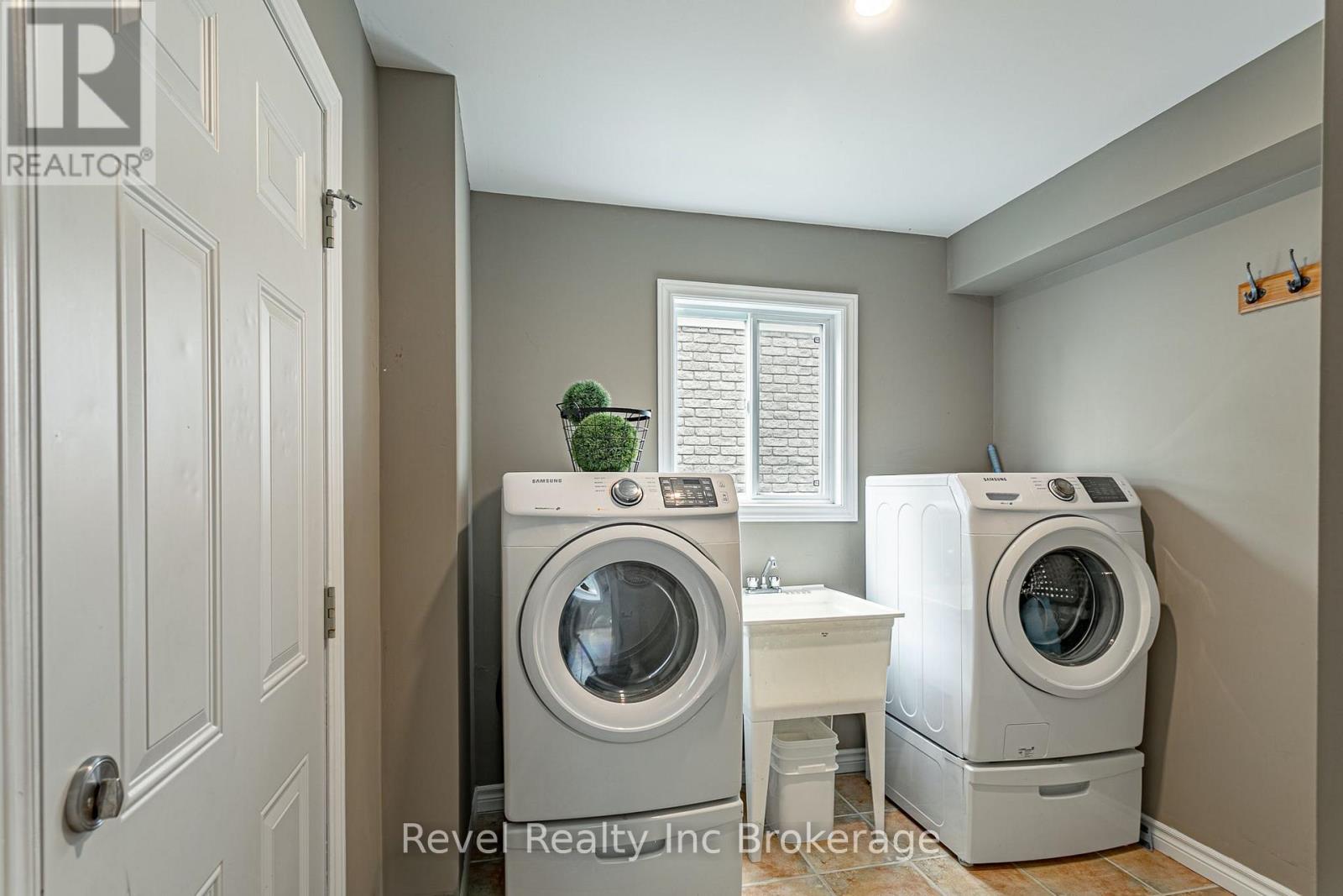 53 Kerr Crescent, Ingersoll, Ontario N5C 4H1 - Photo 8 - X13755442