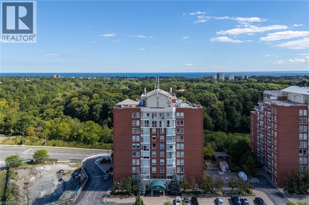 60 OLD MILL Road Unit# PH1, Oakville, Ontario