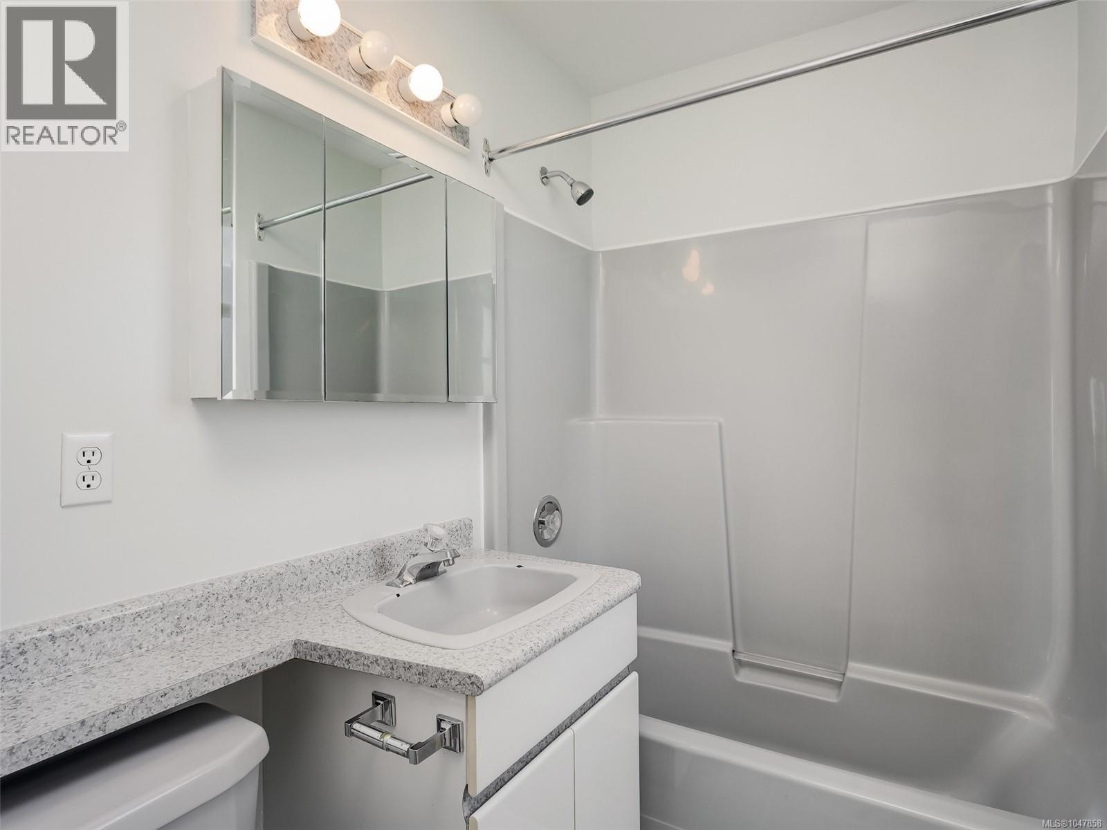 1287 Carmichael Crt, Saanich, British Columbia  V8Z 7B9 - Photo 18 - 1047858