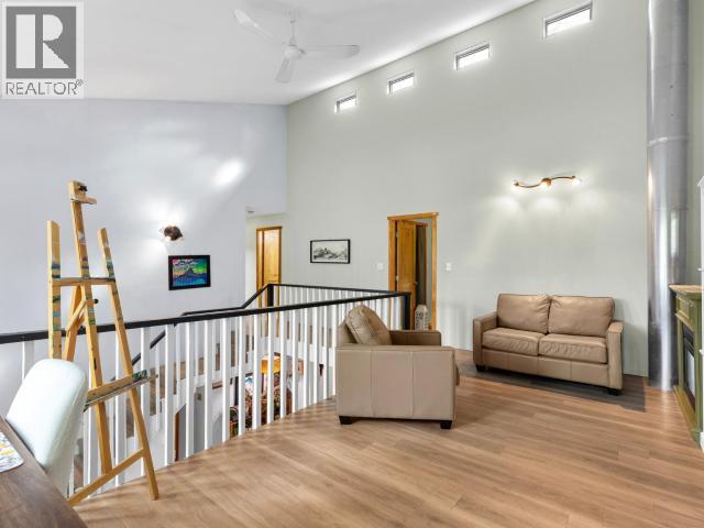 1306 ELM STREET photo 23