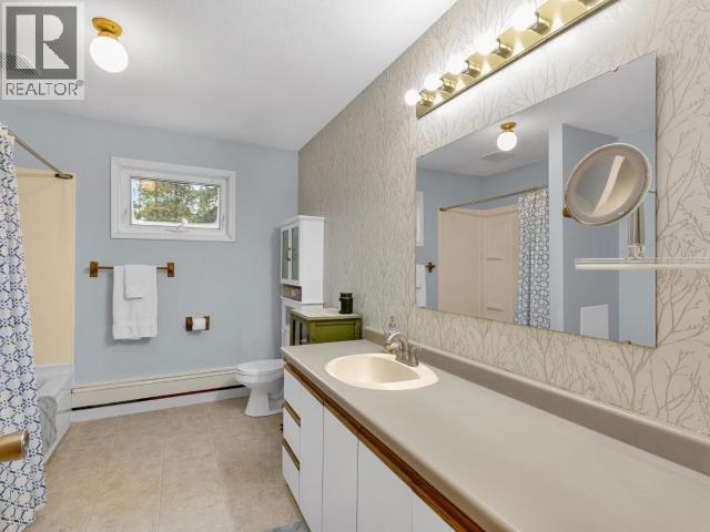 1306 ELM STREET photo 28