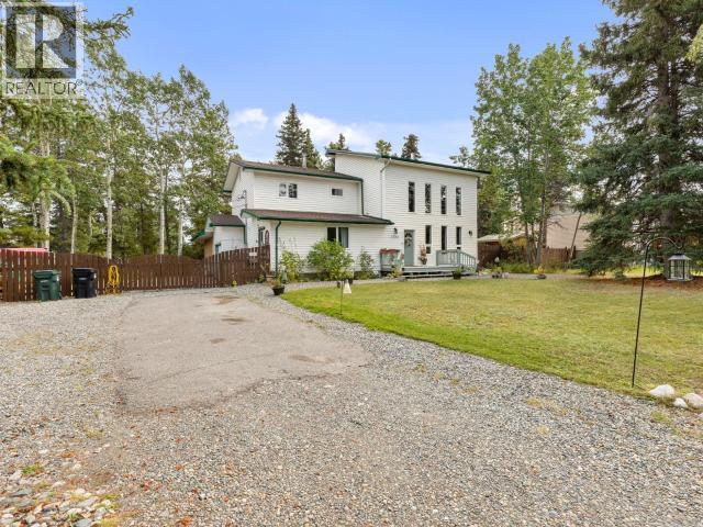 1306 ELM STREET photo 4
