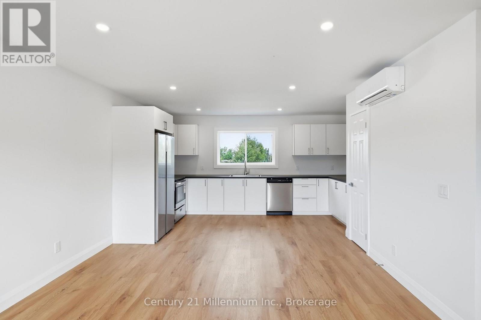 2 - 9592 Beachwood Road, Collingwood, Ontario  L9Y 3Z1 - Photo 3 - S13755482