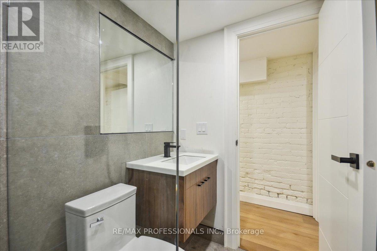 Lower - 134 Argyle Street, Toronto, Ontario  M6J 1N9 - Photo 15 - C13755302