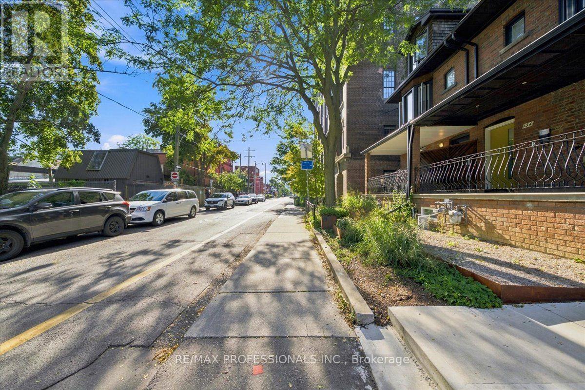 Lower - 134 Argyle Street, Toronto, Ontario  M6J 1N9 - Photo 24 - C13755302