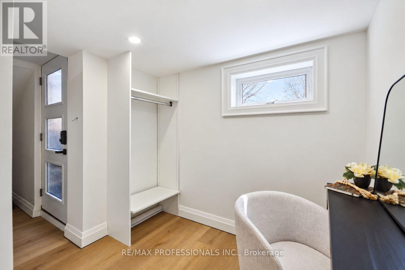 Lower - 134 Argyle Street, Toronto, Ontario  M6J 1N9 - Photo 5 - C13755302
