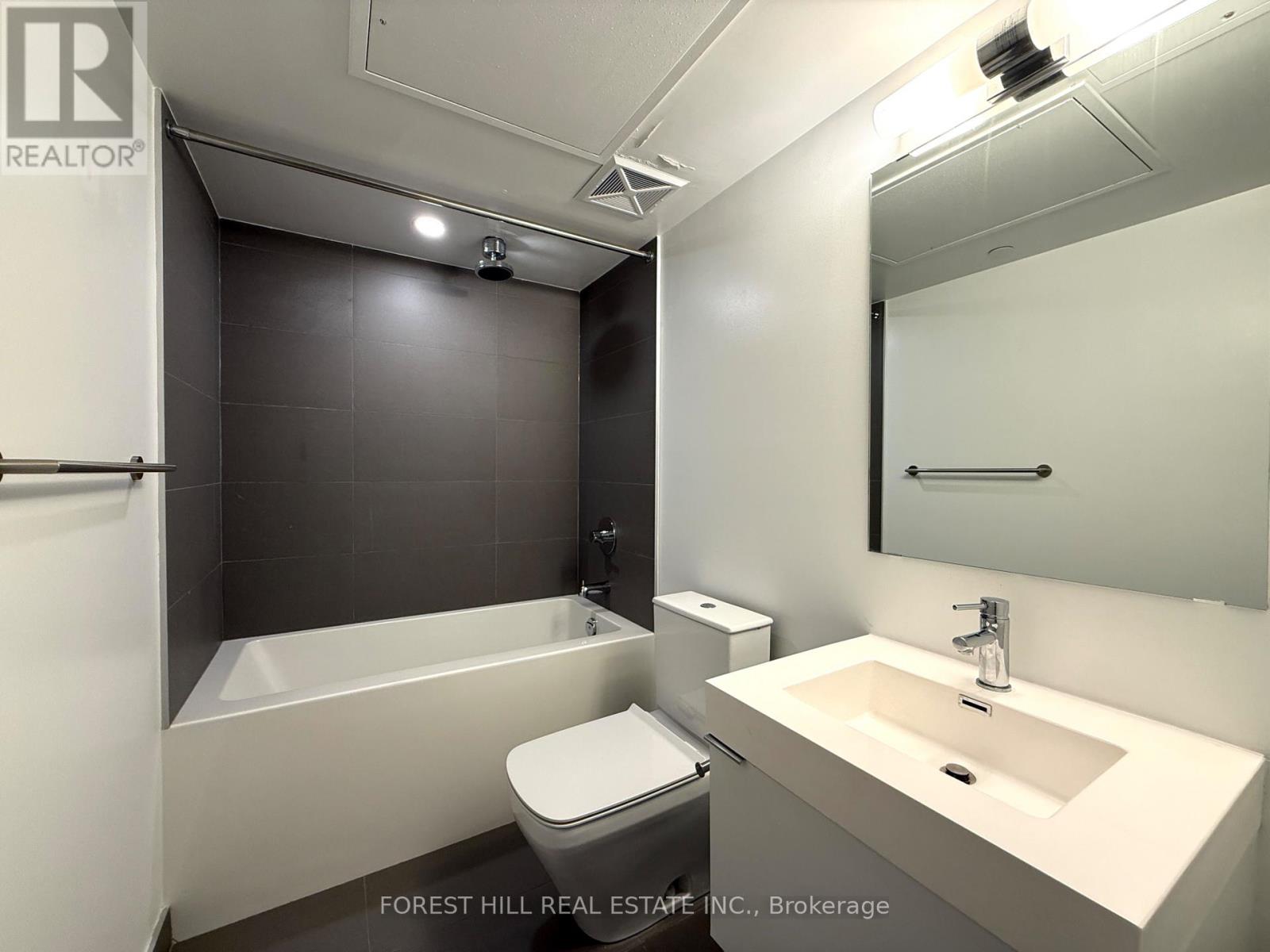 506 - 99 Foxbar Road, Toronto, Ontario  M4V 2G5 - Photo 8 - C13755310