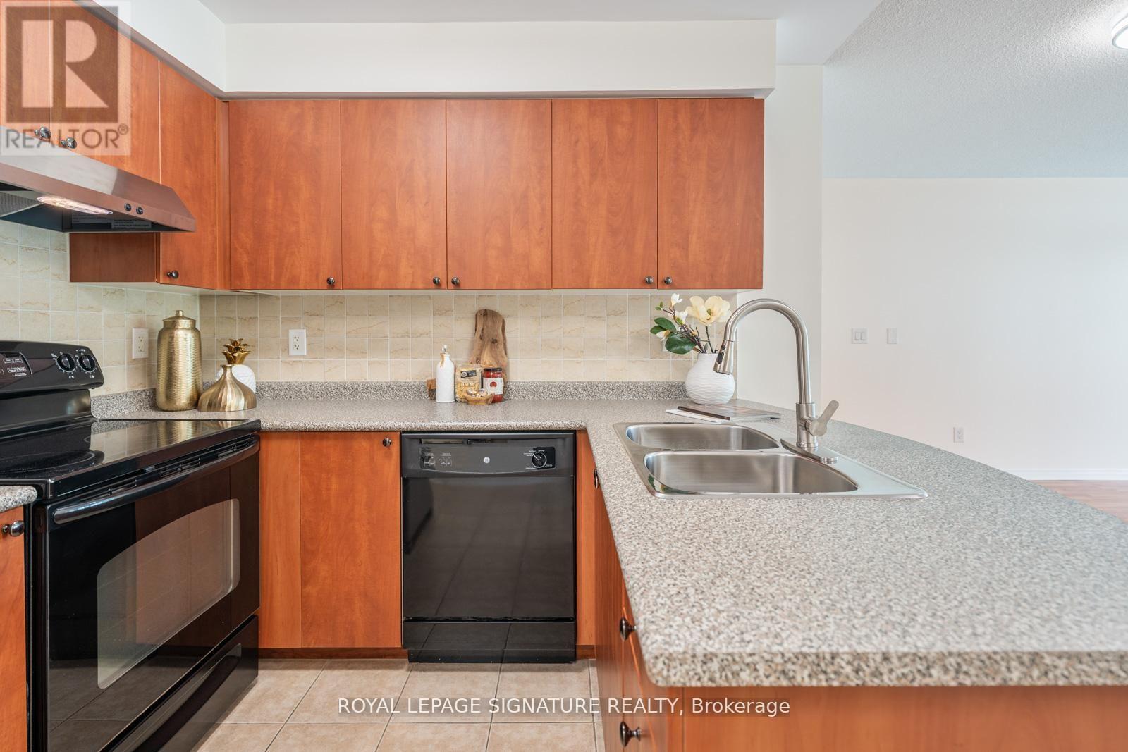508 - 5508 Yonge Street, Toronto, Ontario  M2N 7L2 - Photo 10 - C13755320