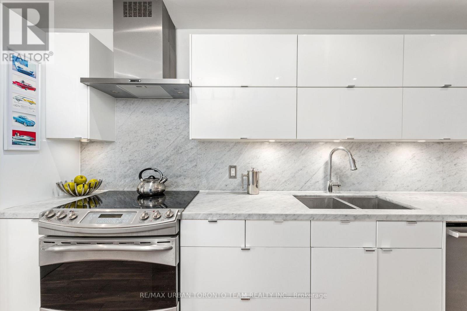 119 Trinity Street, Toronto, Ontario  M5A 3C7 - Photo 11 - C13755334