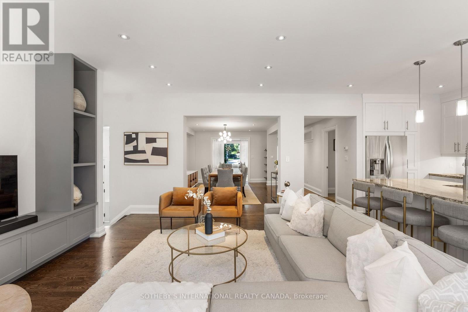 35 Belgrave Avenue, Toronto, Ontario  M5M 3S9 - Photo 14 - C13755344