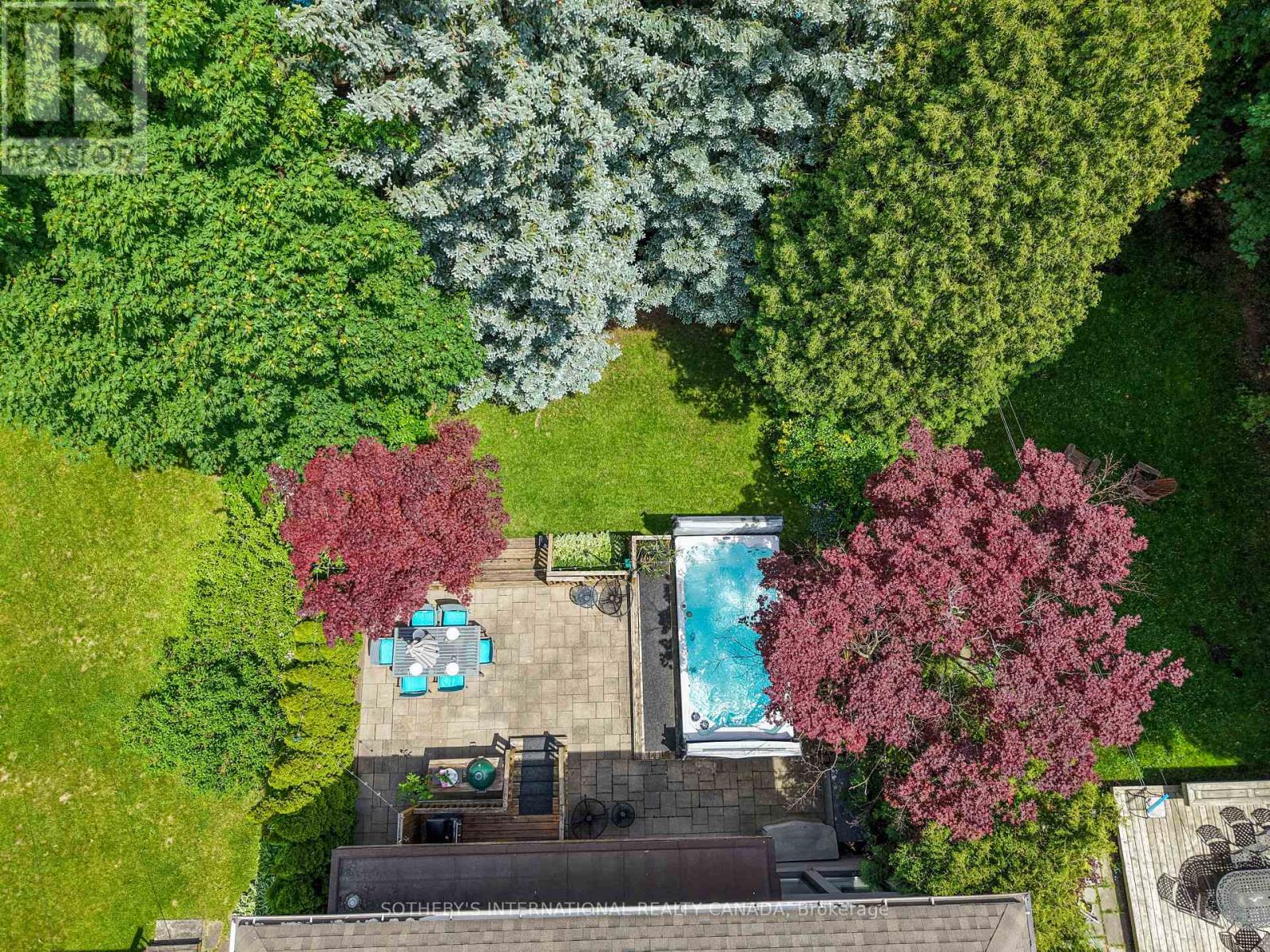 35 Belgrave Avenue, Toronto, Ontario  M5M 3S9 - Photo 4 - C13755344