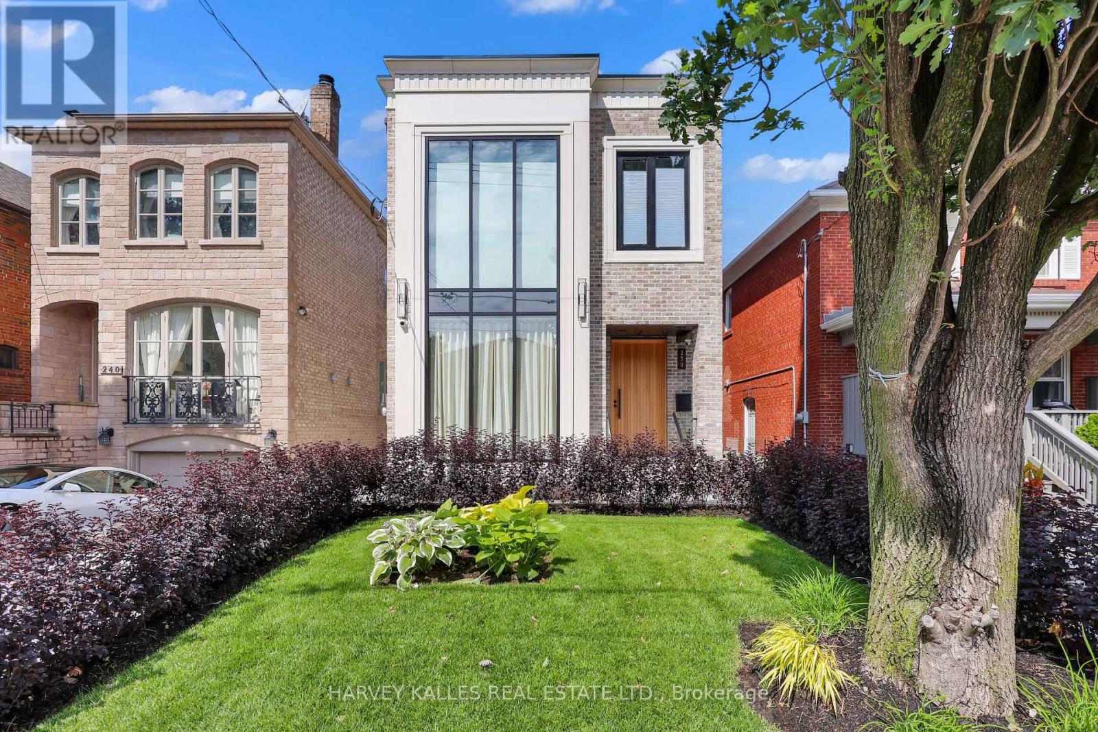 238 Melrose Avenue, Toronto, Ontario  M5M 1Z1 - Photo 1 - C13755378