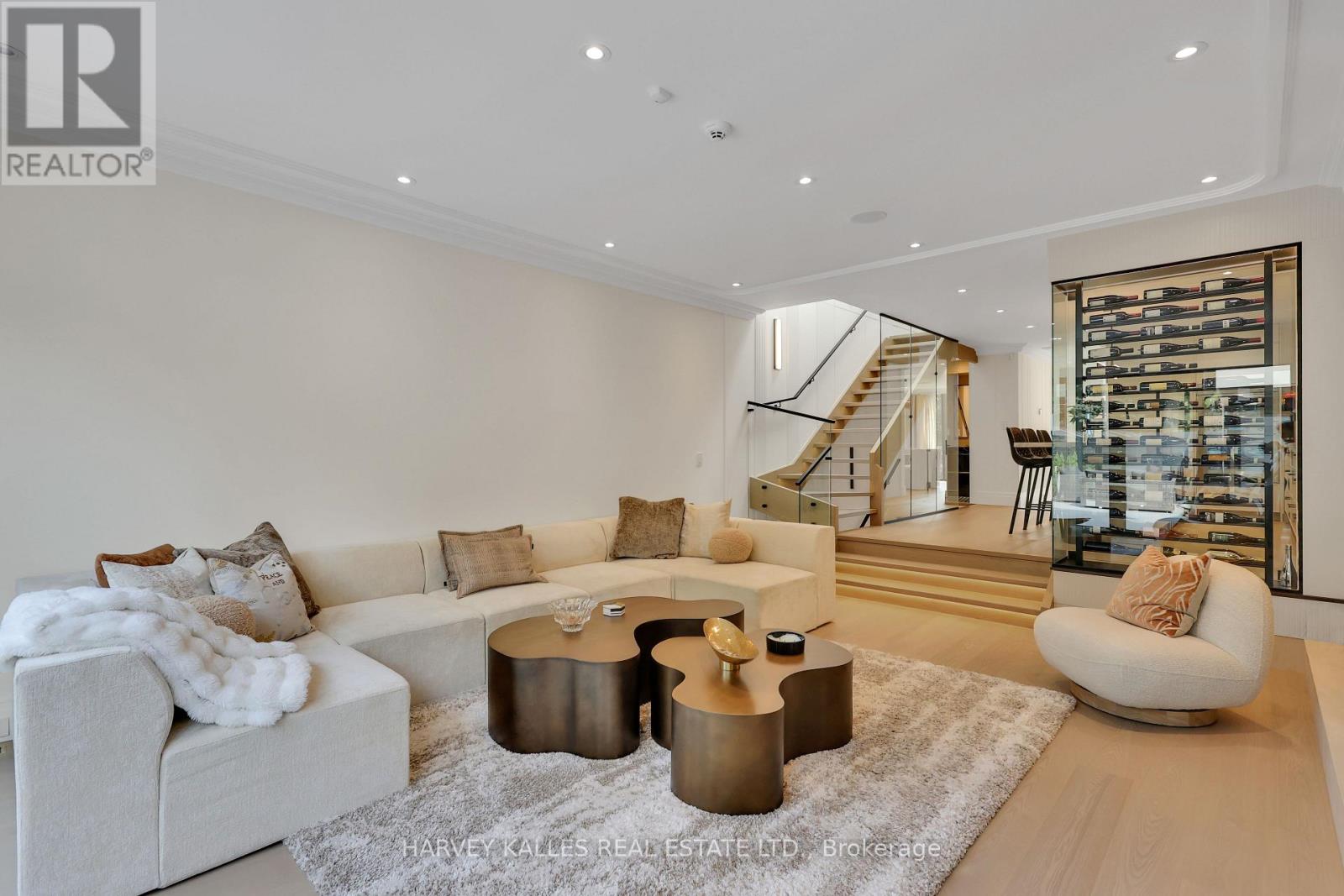 238 Melrose Avenue, Toronto, Ontario  M5M 1Z1 - Photo 17 - C13755378