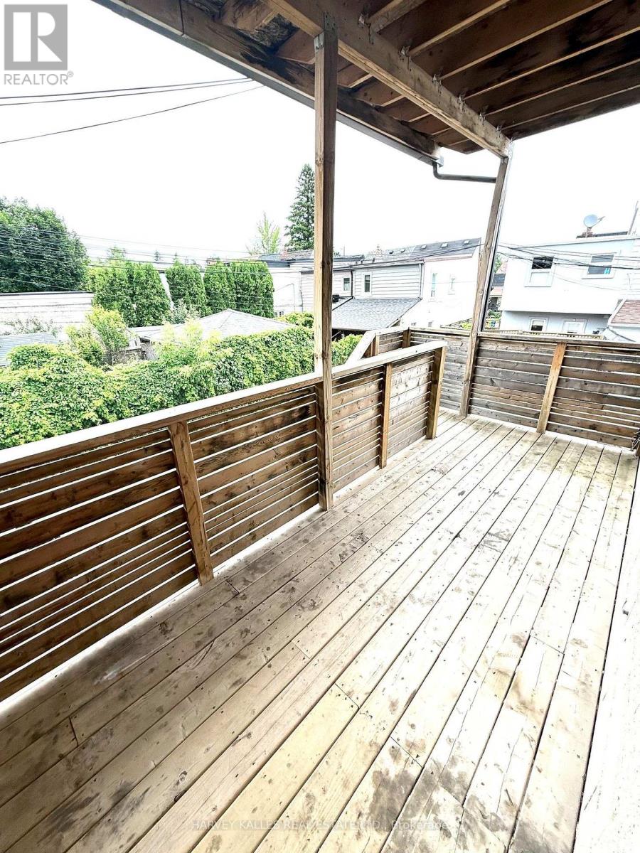 Unit B - 427 Vaughan Road, Toronto, Ontario  M6C 2P1 - Photo 8 - C13755422