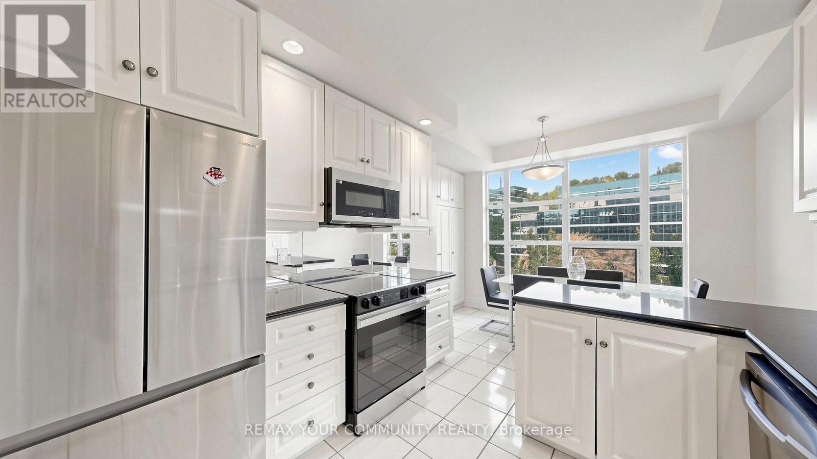 410 - 10 Old York Mills Road, Toronto, Ontario  M2P 2G9 - Photo 17 - C13755438