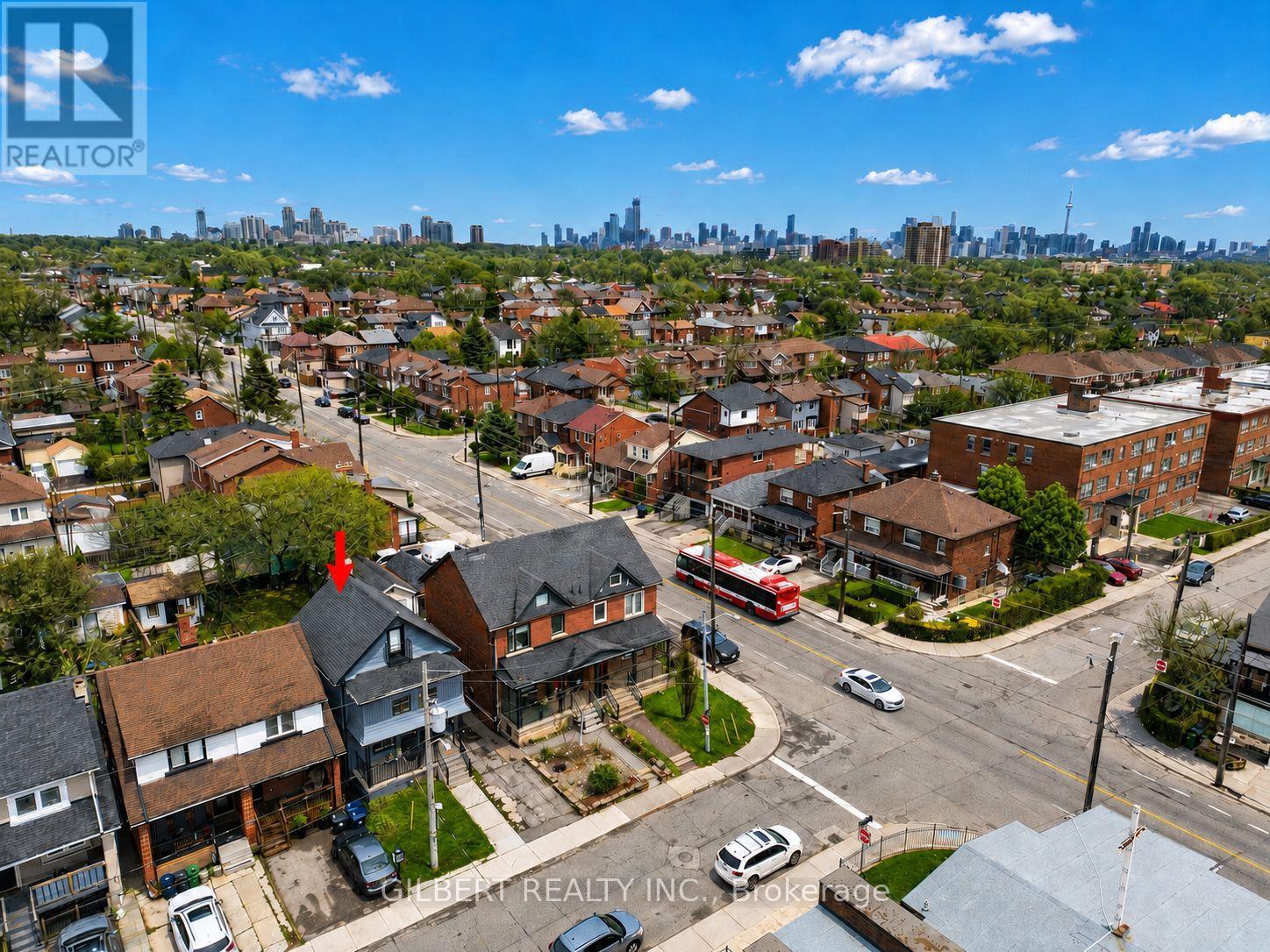 405 Westmount Avenue, Toronto, Ontario  M6E 3N4 - Photo 2 - C13755498